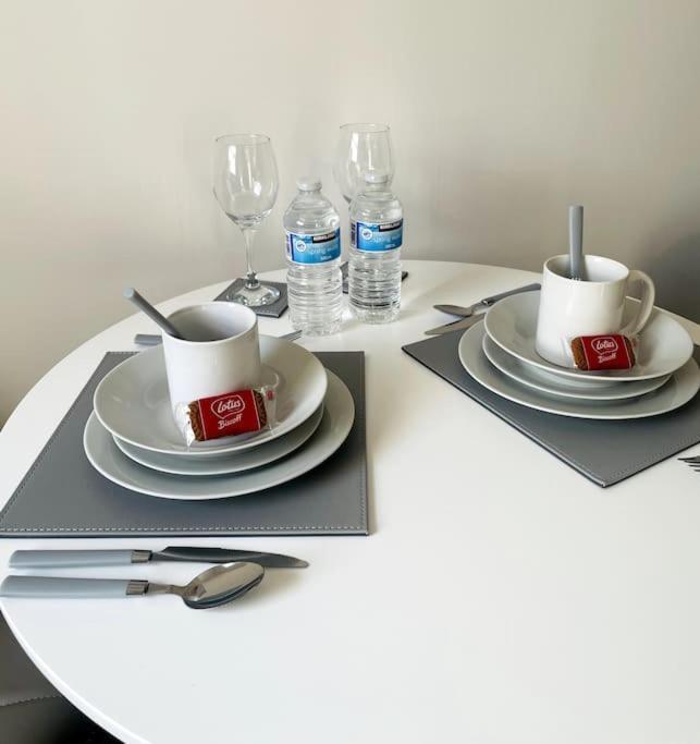 דרבי #4Bs 1 Bed Serviced Apartment מראה חיצוני תמונה
